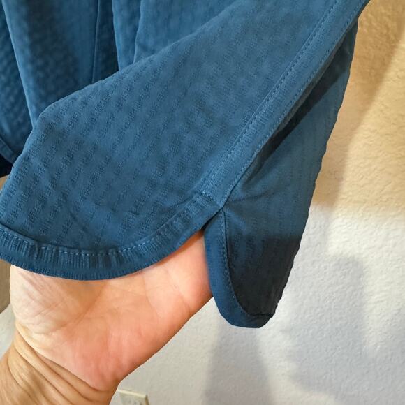 Title Nine Slaycation Wide Leg Cropped Pants Size XL NEW Deep Lagoon Textured - Picture 6 of 16